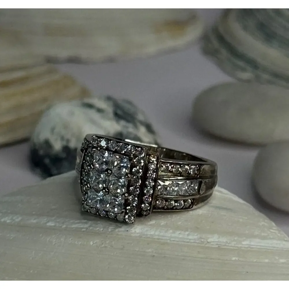 925 Sterling Silver Cz Ring Size 9